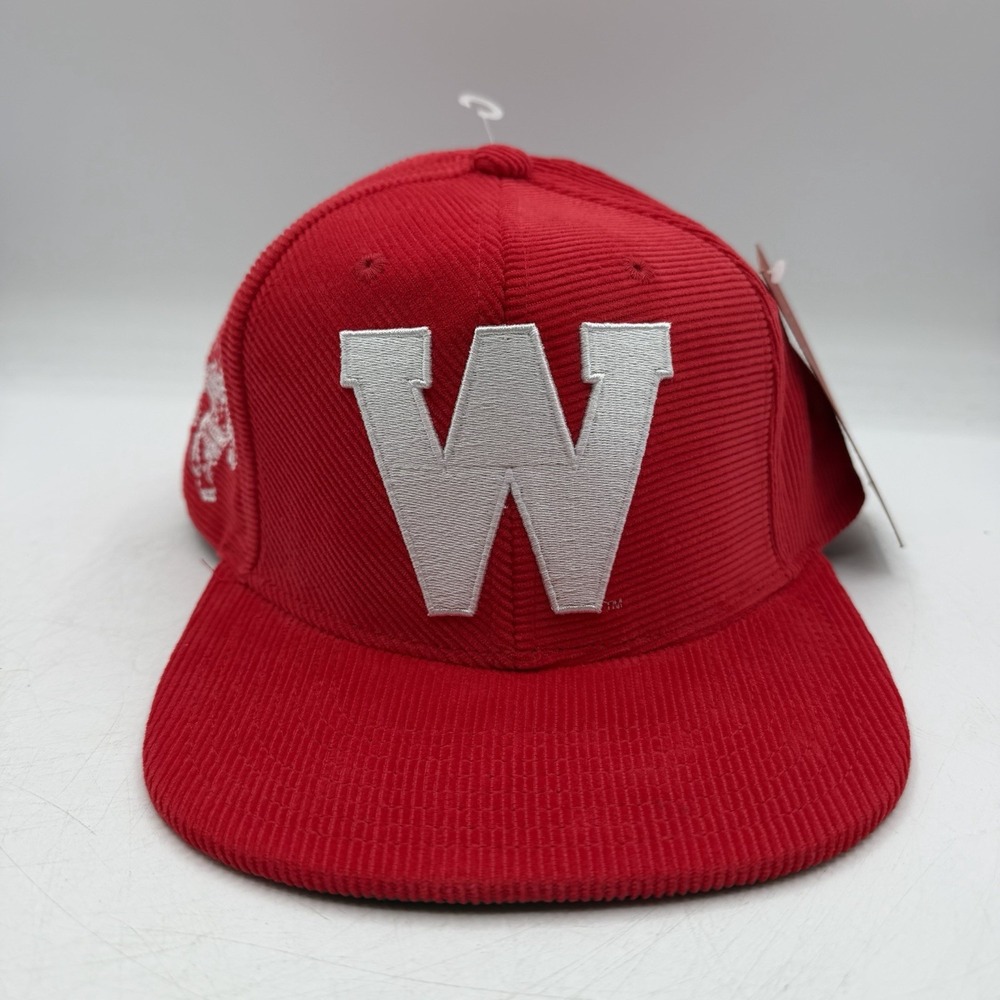 Mitchell & Ness Wisconsin Badgers Hat Cap Snapback Adjustable Red Corduroy Retro - Picture 2 of 10